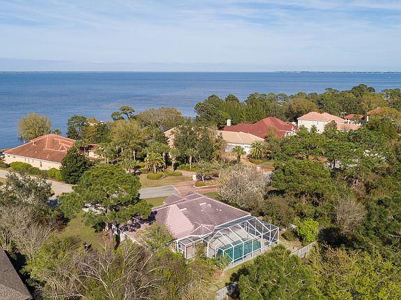 2nd image of 1439 Emerald Bay Dr