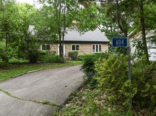 604 Highland Dr, Twin Lakes, WI 53181