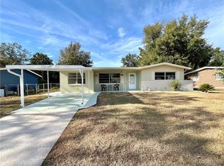 6 S Columbus St, Beverly Hills, FL 34465