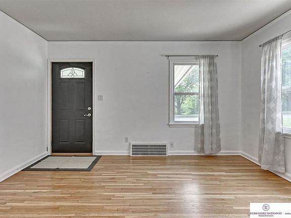 4th image of 3931 N 67th Ave