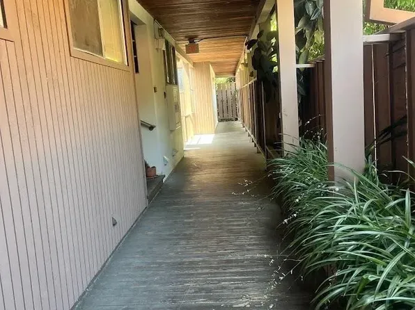 2630 Torrey Pines Rd APT E21, La Jolla, CA 92037