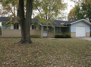 504 E Mayfair Ln, Hartford City, IN 47348