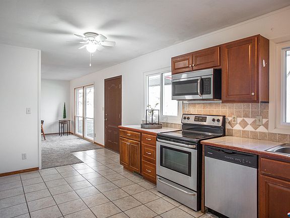 2nd image of 7011 S Wedgewood Dr