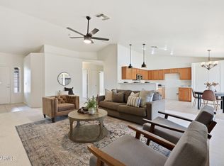 2047 E Temple Ct, Gilbert, AZ 85296