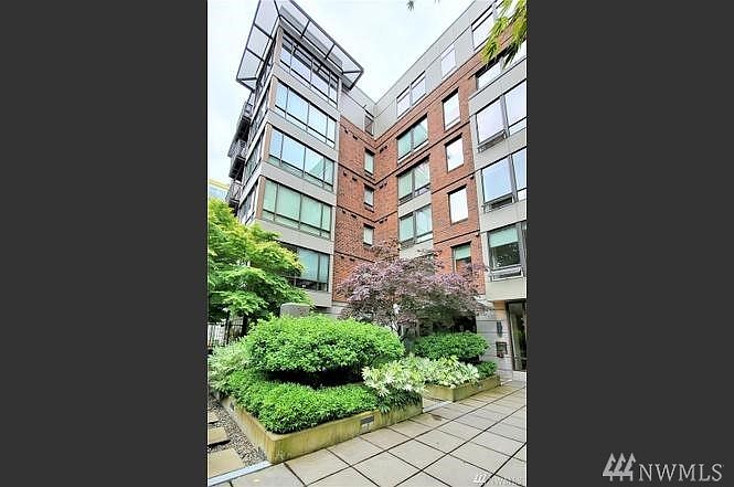 1st image of 4547 8th Ave NE APT 408