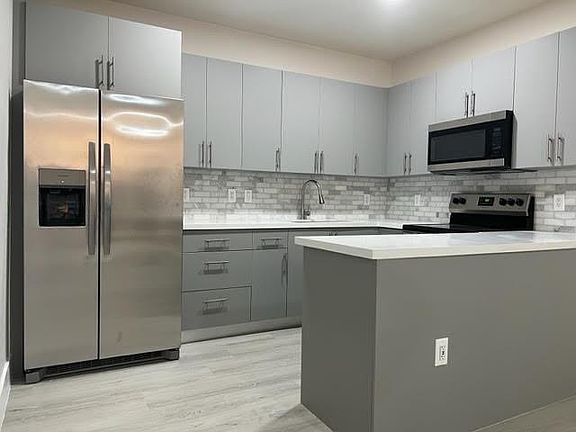 5th image of 7520 NW 176th St #7518