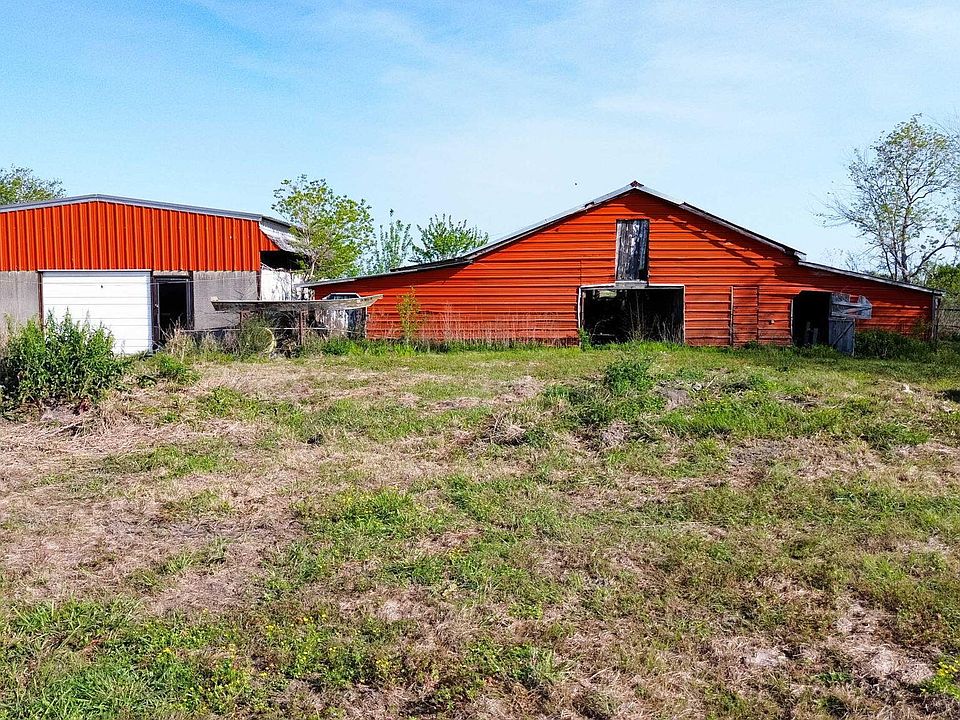 2nd image of 3045 Tanner Rd #C