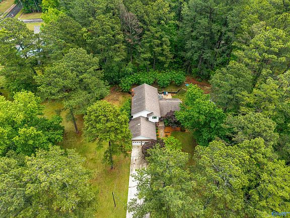 2nd image of 4410 Dogwood Dr SW