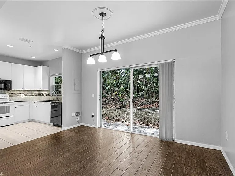 3258 Tamara Dr #2 — Photo 7
