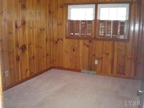 5th image of 420 Oakwood Dr