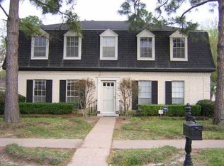 5207 Long Creek Ln, Houston, TX 77088