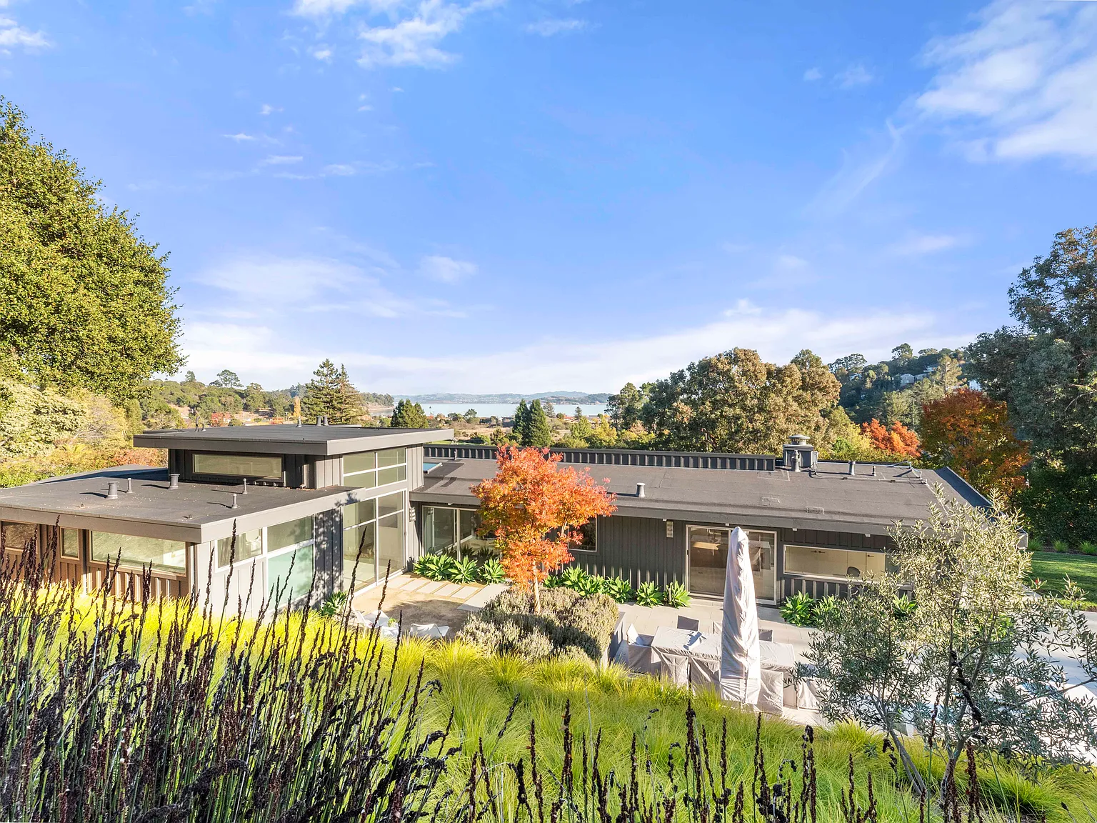 Main Dr, San Rafael — Photo 3