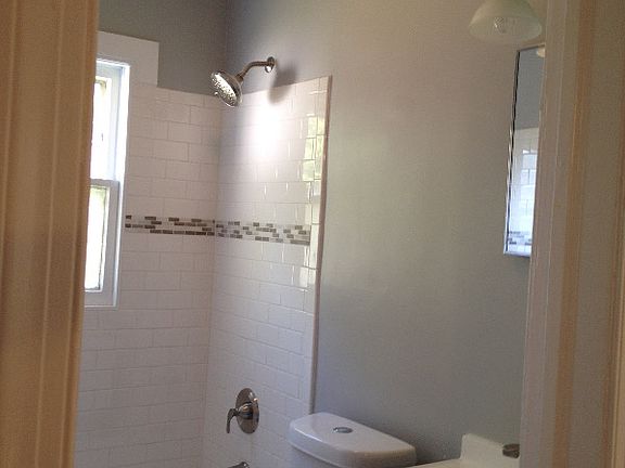 5th image of 1702 Elwood Ave
