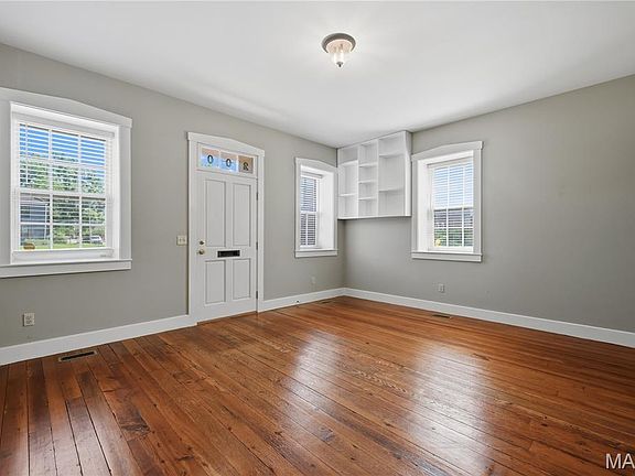5th image of 200 W Steins St