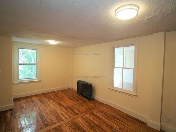 4th image of 29 Dighton St #4MC