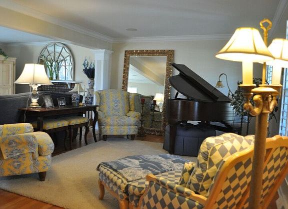 5th image of 2901 Canterbury Dr