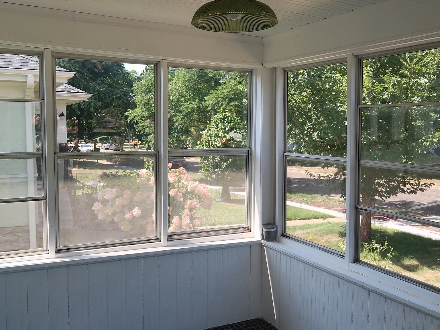 4 bed, 1650 sqft, $2,600 — Photo 3