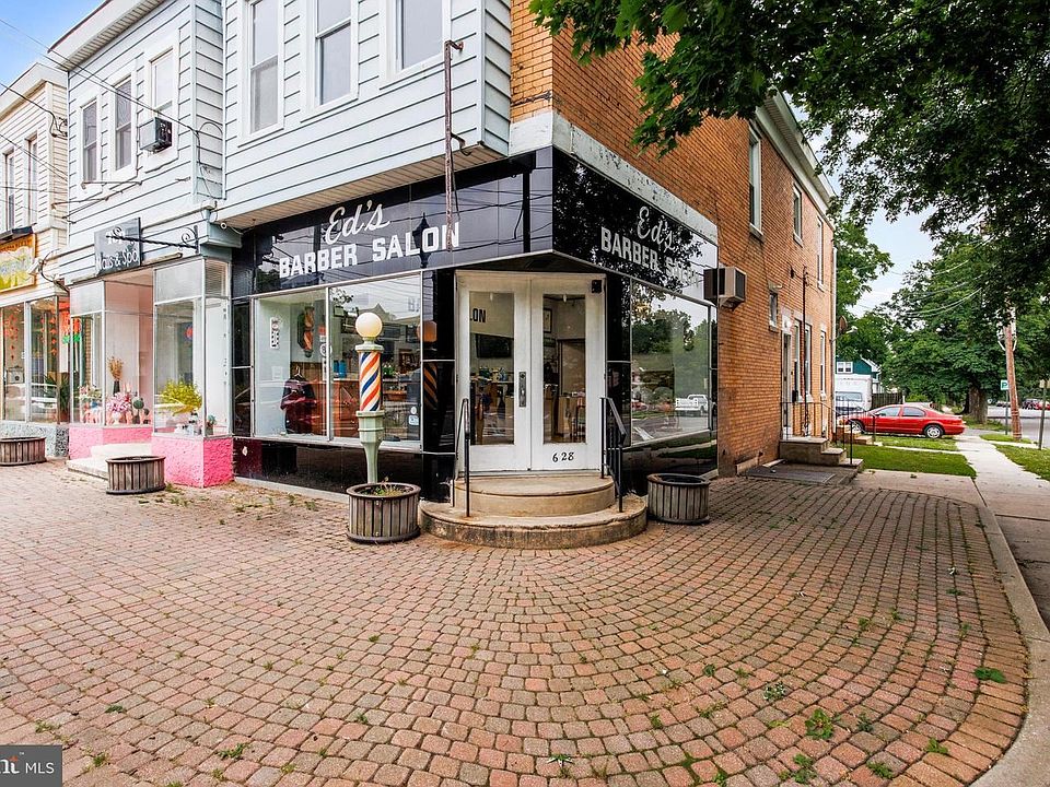 1st image of 628 Collings Ave
