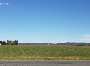 171 Hoover Rd #A, Roaring Spring, PA 16673