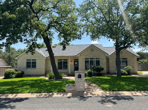 123 Stone Frst, Fredericksburg, TX 78624