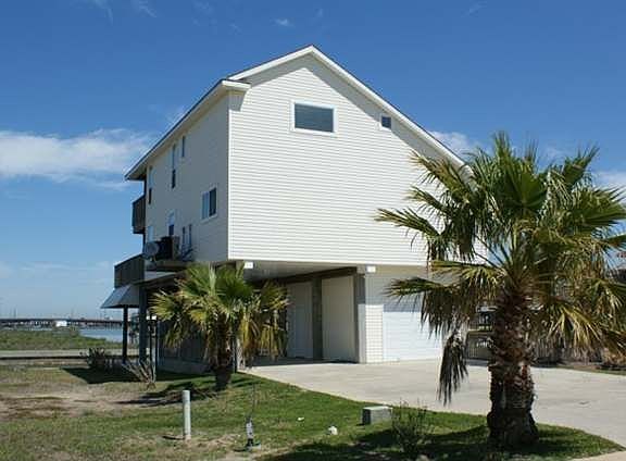 2nd image of 326 Windward Way