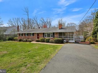 4524 Starr Jordan Dr, Annandale, VA 22003