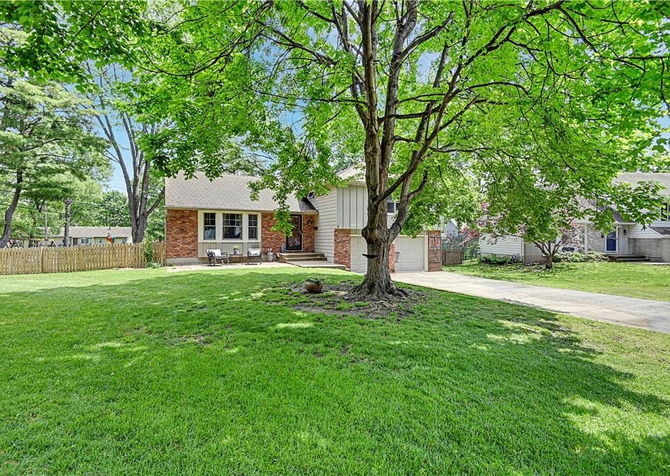 1st image of 8951 Conser St