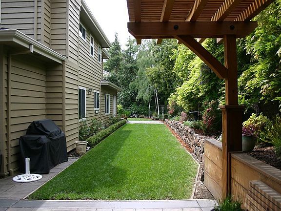 Side Lawn Area