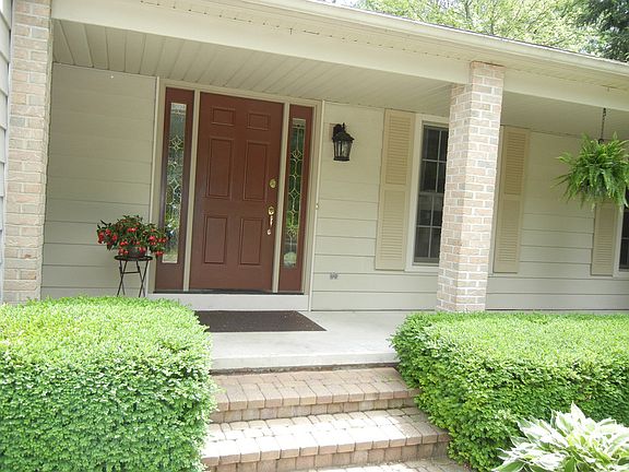 3rd image of 5200 Huntington Dr