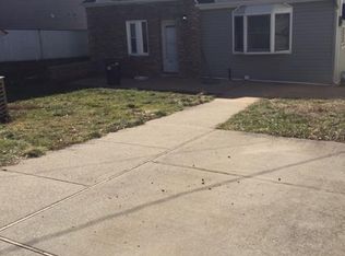 66 Cayuga Ave, Staten Island, NY 10301
