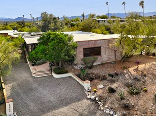 4562 N Caminito De La Puerta, Tucson, AZ 85718