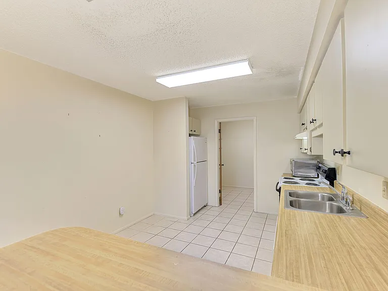 4161 66th Street Cir W — Photo 12