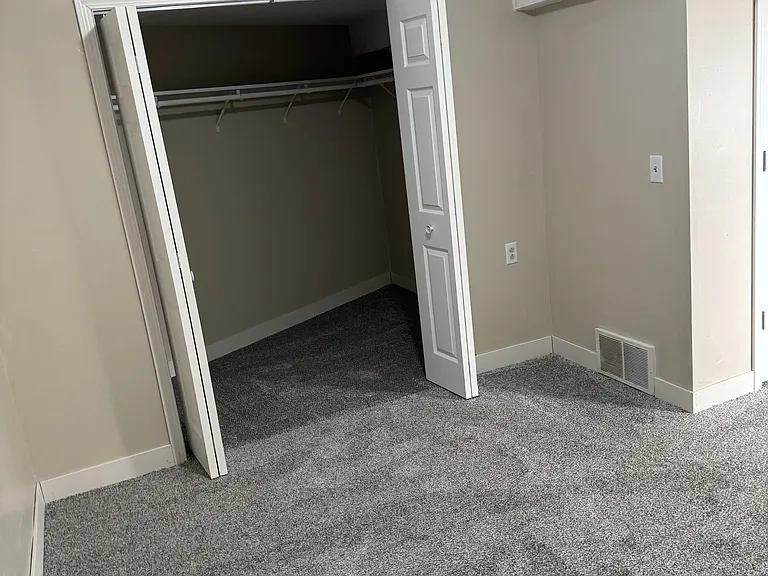 314 Randolph St E #103 — Photo 11