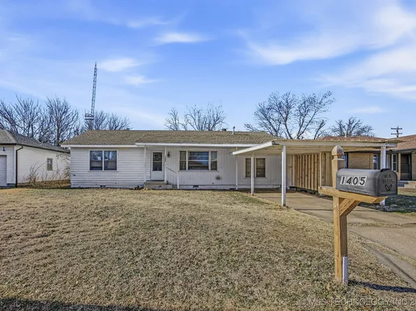 1405 S D St, Blackwell, OK 74631