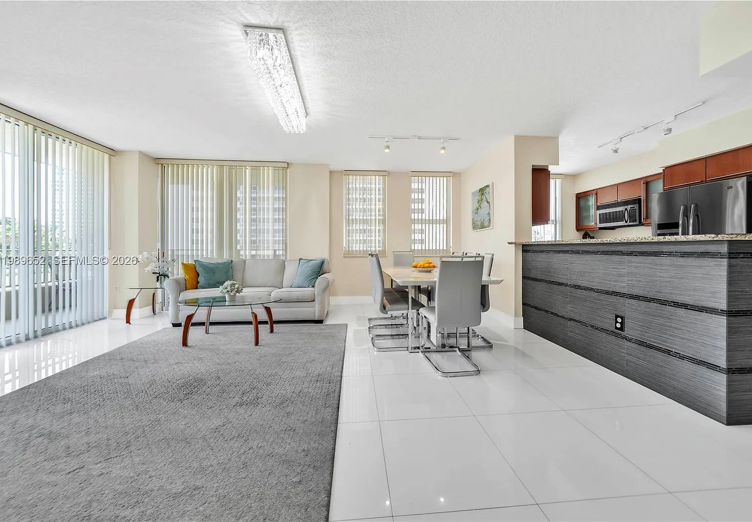 2080 Ocean Drive Condo — Photo 4