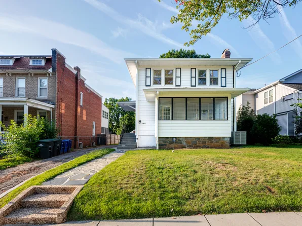 1617 Monroe St NE, Washington, DC 20018