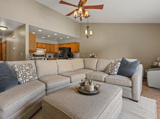 510 Hyde Park Ave, Waukesha, WI 53188