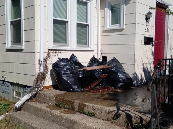 821 Ruby Ave, Columbus, OH 43227