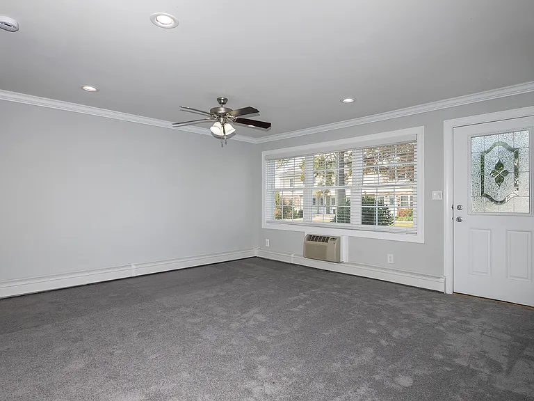 Fairfield Village At Commack — Photo 36