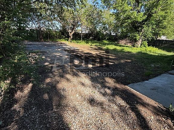 5th image of 1324 Brandt Dr