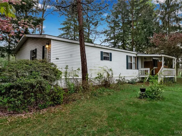 5151 Webster Rd, Fredonia, NY 14063
