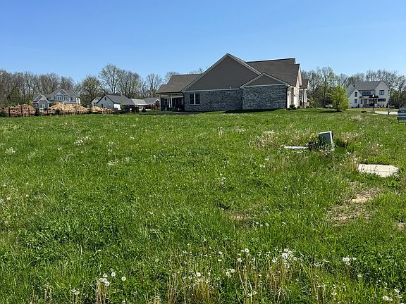 3rd image of 5605 Skylark Dr