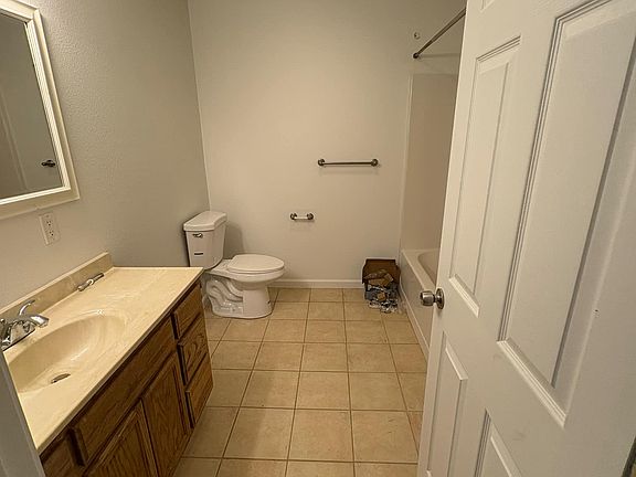 2nd image of 4 Monopoly Cir