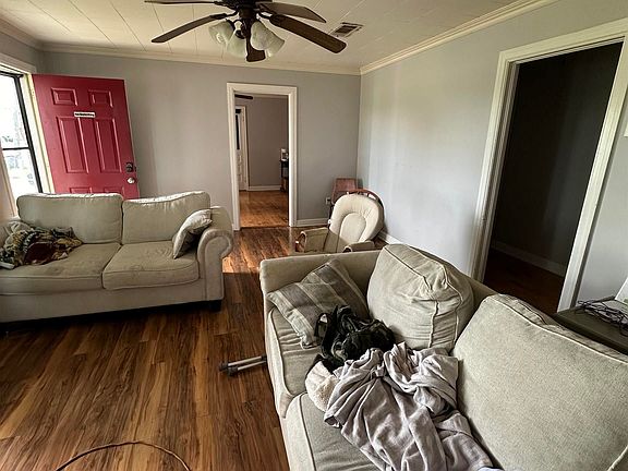 5th image of 817 Williams Ave