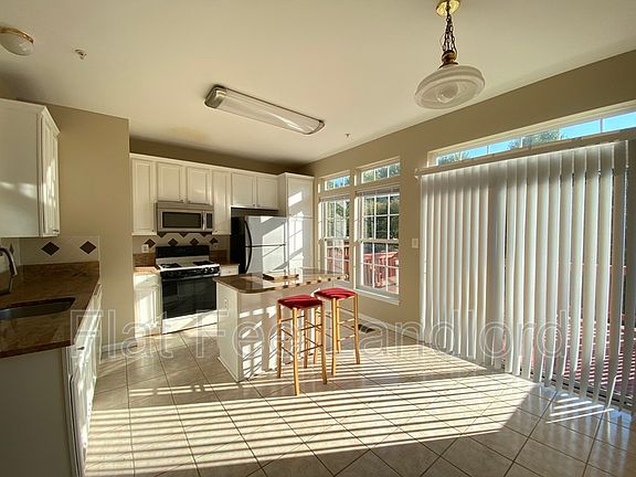 4th image of 4149 Cressida Pl #D