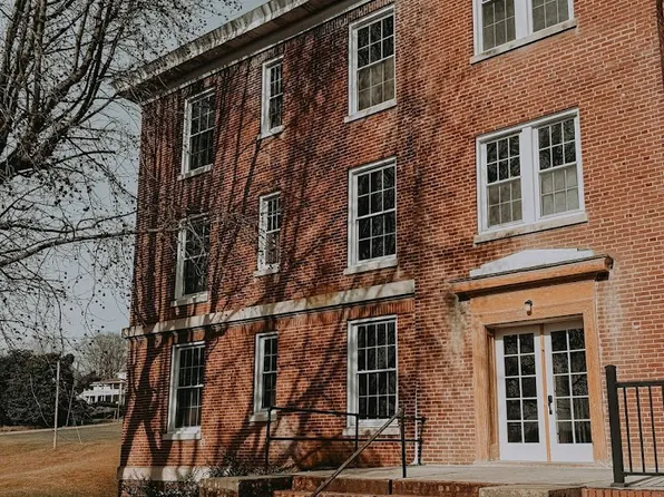 251 Barter Dr #202, Abingdon, VA 24210