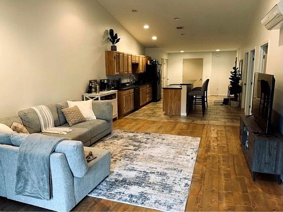 4th image of 14245 Stotts Pl