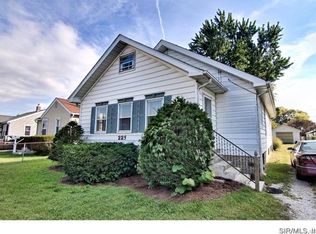 225 E McCasland Ave, East Alton, IL 62024
