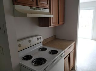 12 Clipper Ct, Newark, DE 19702