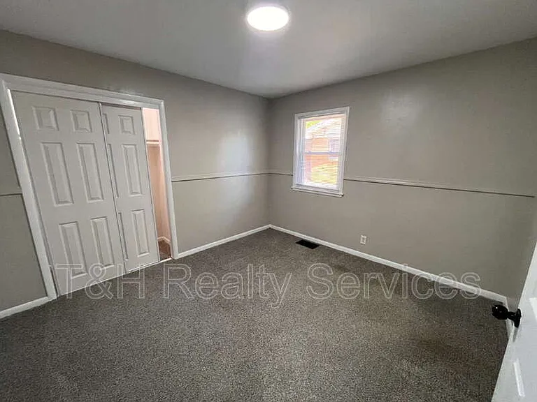 1607 Costello Dr — Photo 14